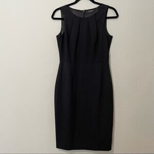 Tahari Black Fitted Knee Length Sleeveless Sheath Dress Dark Academia Womens 4